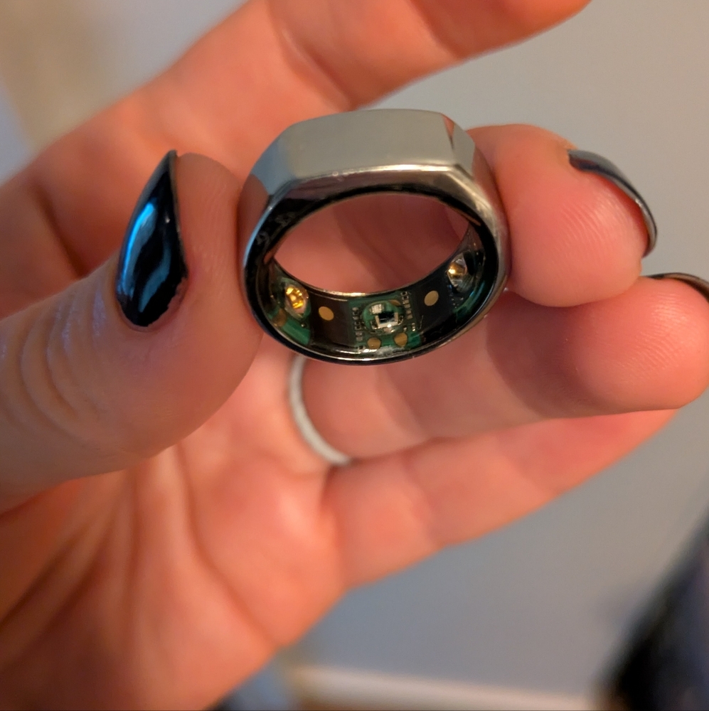 Oura ring - Gen 2 Heritage style size 7
